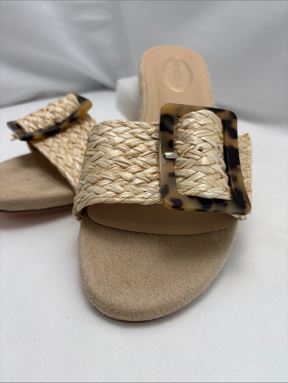 Scoop Women’s 8 Woven Raffia Slide Sandals with Tortoise Buckle - Natural - Picture 7 of 13